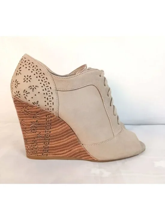 Gianni Bini Tan Leather Peep Toe Wedge Bootie Lace Up Laser Cut Sz 7 - Picture 2 of 10